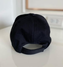 Charger l'image dans la galerie, Casquette Miu Miu
