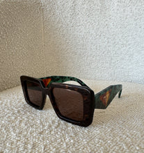 Charger l'image dans la galerie, Lunettes de soleil Prada
