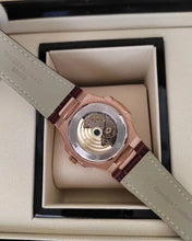 Charger l'image dans la galerie, Montre Patek Philippe Nautilus
