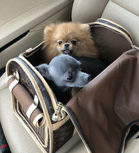 Load image into Gallery viewer, Sac de voyage Animaux Louis Vuitton

