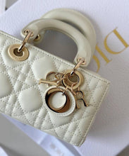 Load image into Gallery viewer, Sac Dior Lady D-Joy Micro
