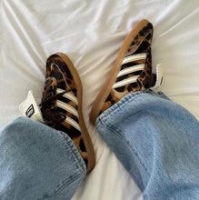 Charger l'image dans la galerie, Adidas Samba x Wales Bonner

