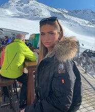 Charger l'image dans la galerie, Doudoune Parajumpers
