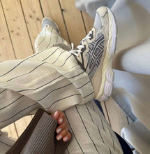 Load image into Gallery viewer, Asics Gel Nyc
