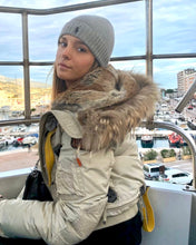 Charger l'image dans la galerie, Doudoune Parajumpers
