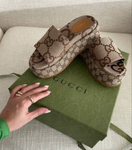 Charger l'image dans la galerie, Mules à plateforme Gucci

