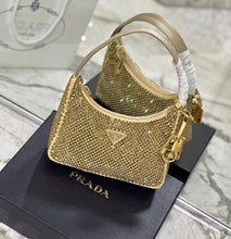 Charger l'image dans la galerie, Sac Prada Reedition

