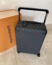 Load image into Gallery viewer, Valise Louis Vuitton
