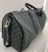 Charger l'image dans la galerie, Sac de voyage Louis Vuitton 60 cm
