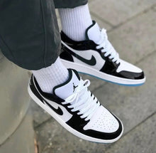 Charger l'image dans la galerie, Air Jordan 1 low
