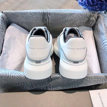 Load image into Gallery viewer, Alexander McQueen
