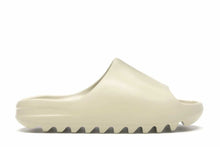 Charger l'image dans la galerie, Yeezy Slide Bone
