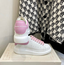 Load image into Gallery viewer, Alexander McQueen
