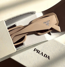 Charger l'image dans la galerie, Lunettes de soleil Prada
