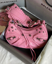Charger l'image dans la galerie, Sac Balenciaga « Cagole »
