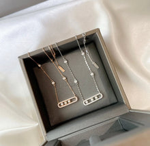 Charger l'image dans la galerie, Collier Messika
