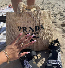 Charger l'image dans la galerie, Sac de Plage Prada
