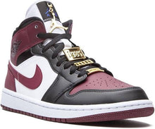 Load image into Gallery viewer, Air Jordan 1
