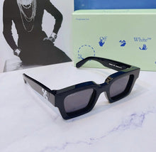 Charger l'image dans la galerie, Lunettes de soleil Off White

