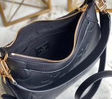 Load image into Gallery viewer, Louis Vuitton Bagatelle bag
