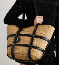 Charger l'image dans la galerie, Sac de Plage Yves Saint Laurent
