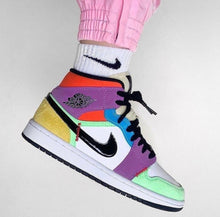 Load image into Gallery viewer, Air Jordan 1 Kids
