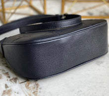 Load image into Gallery viewer, Louis Vuitton Bagatelle bag
