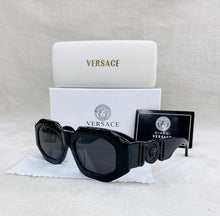 Charger l'image dans la galerie, Lunettes de soleil Versace

