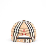 Charger l'image dans la galerie, Casquette Burberry
