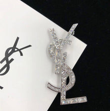 Charger l'image dans la galerie, Broche Yves Saint Laurent
