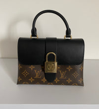 Load image into Gallery viewer, Louis Vuitton bag
