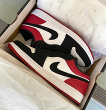 Charger l'image dans la galerie, Air Jordan 1 low
