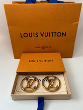 Charger l'image dans la galerie, Boucles d’oreilles Louis Vuitton
