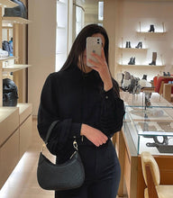 Load image into Gallery viewer, Louis Vuitton Bagatelle bag
