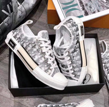 Charger l'image dans la galerie, DIOR B23
