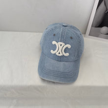 Charger l'image dans la galerie, Casquette Celine
