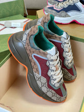 Load image into Gallery viewer, Gucci sneakers
