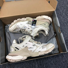 Load image into Gallery viewer, Balenciaga Track 2
