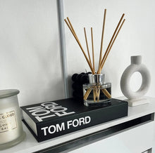 Charger l'image dans la galerie, Livre Tom Ford
