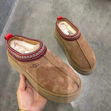 Charger l'image dans la galerie, Chaussons UGG Tazz
