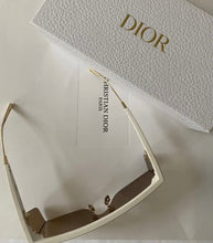 Charger l'image dans la galerie, Lunettes de soleil Dior
