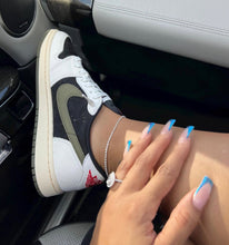 Load image into Gallery viewer, Jordan 1 Low Travis Scott
