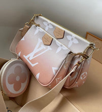 Load image into Gallery viewer, Louis Vuitton Multi Pouch
