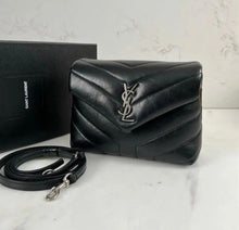 Charger l'image dans la galerie, Sac Yves Saint Laurent Loulou Toy
