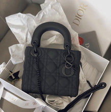Load image into Gallery viewer, Dior Lady bag
