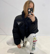 Charger l'image dans la galerie, Doudoune Prada
