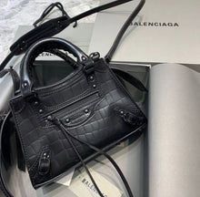 Charger l'image dans la galerie, Sac Balenciaga  « Neo Classic » Mini
