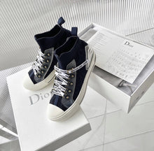 Load image into Gallery viewer, Walk'n Dior
