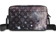 Charger l'image dans la galerie, Sacoche Louis Vuitton

