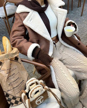 Charger l'image dans la galerie, Sac Telfar x UGG
